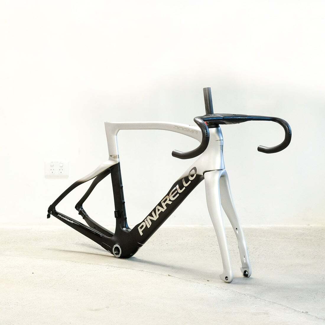 Pinarello Dogma F Disk  Frameset [Size: 53cm] [Colour: Plutonium Flash]