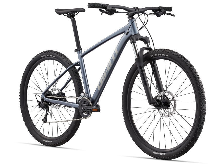 2022 Giant Talon 29 2 Hardtail MTB
