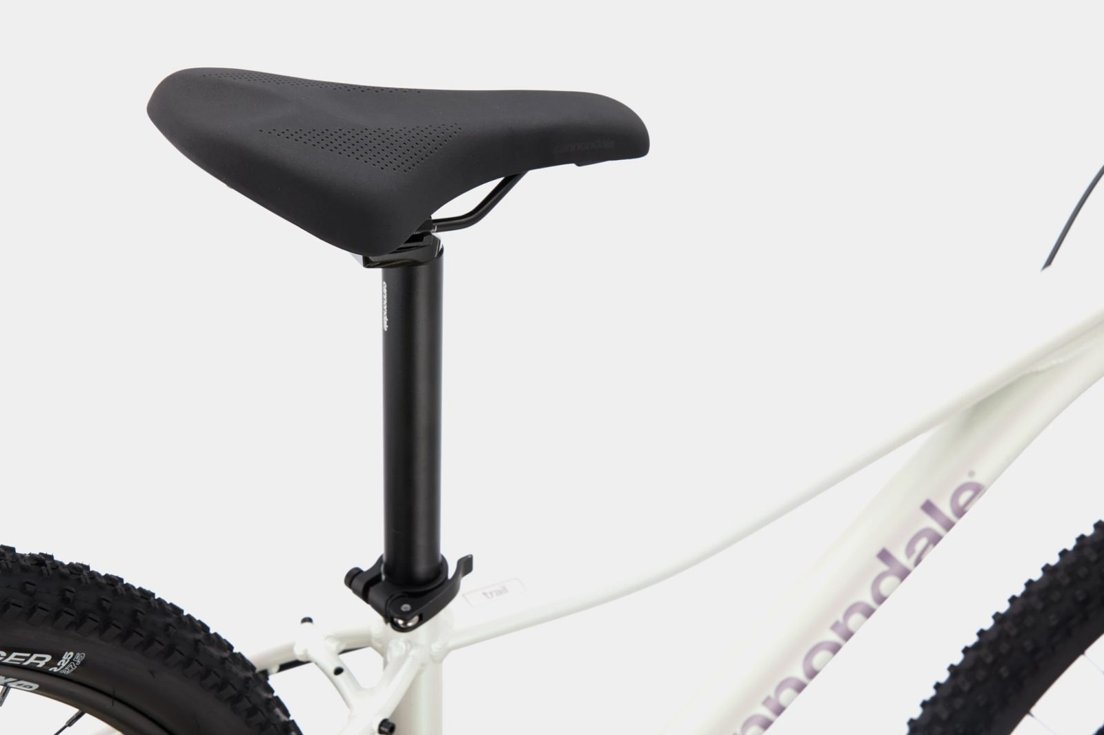 2021 Cannondale Trail 7 Womens MTB [Wheel Size: 29] [Size: Large] [Colour: Cream White w Turquiose Splash]