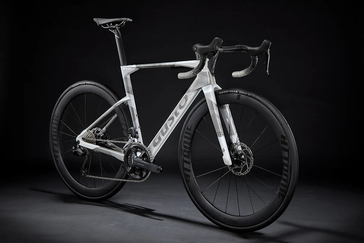 Gusto GTR Sport TE Carbon Road Bike | 105 Di2 [Size: L] [Colour: Pearl White]