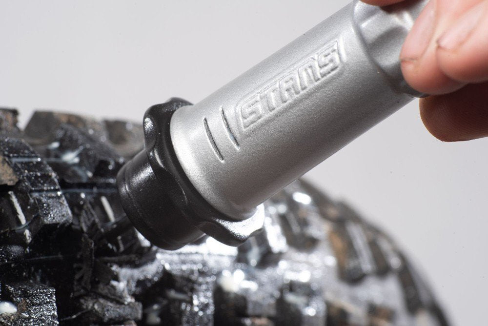Stans NoTubes Dart Tool