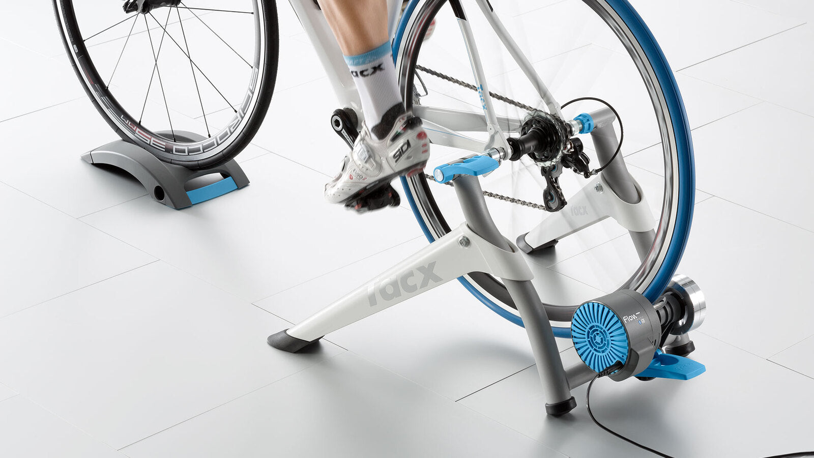 Tacx Flow Smart Trainer