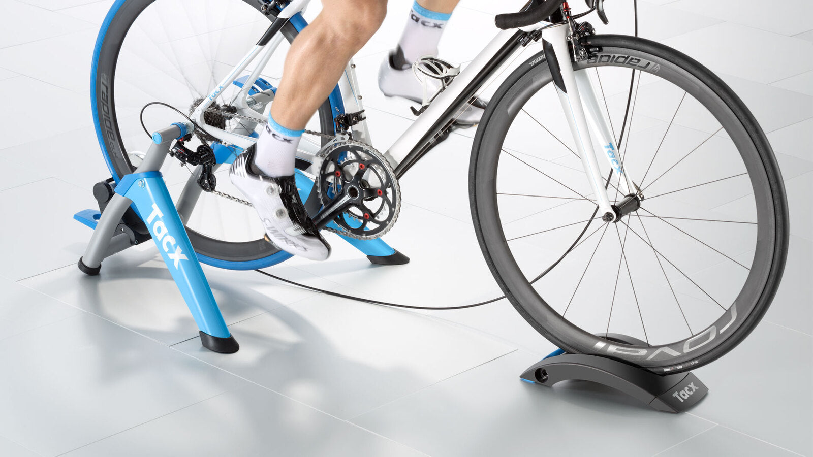 Tacx Satori Smart Bike Trainer